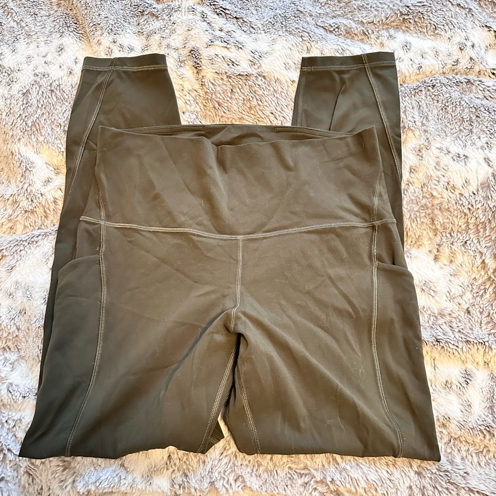 Lululemon Align leggings with pockets
